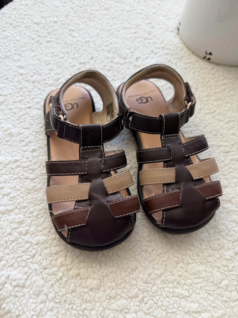 Toddler Ugg Boys Brown Sandals 10c